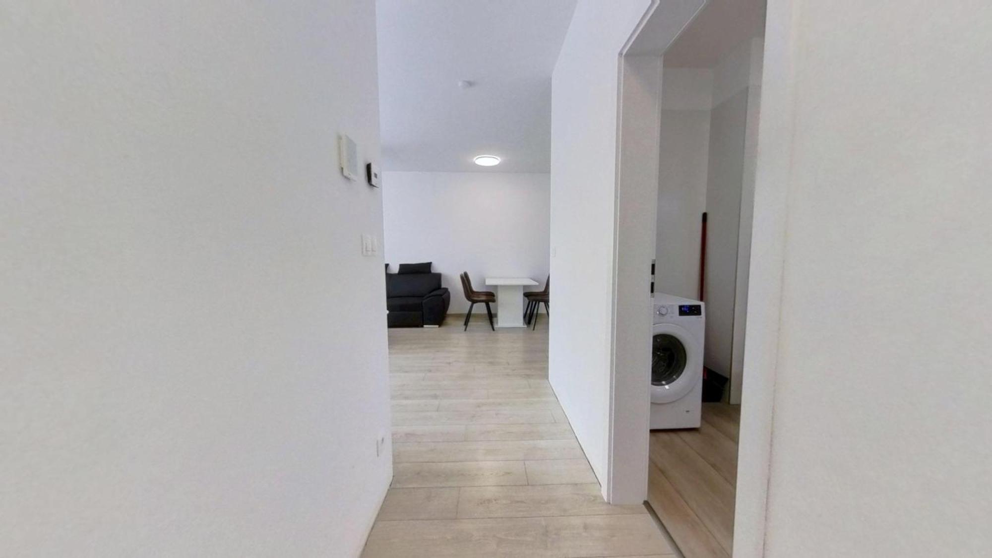 Air-Conditioned 2 Room Apartment, With Terrace, Rovinka, 302 Екстер'єр фото